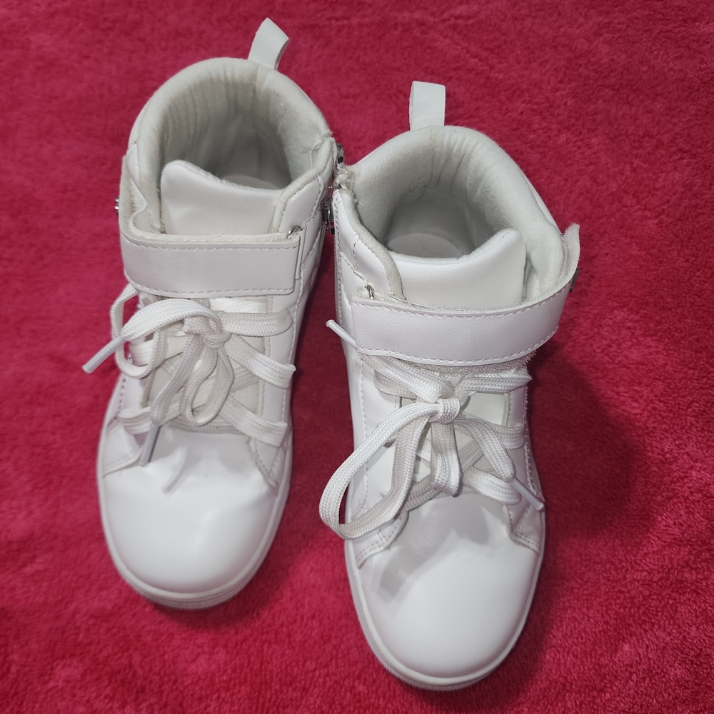 Two by Vince Camuto White Kids Sneakers